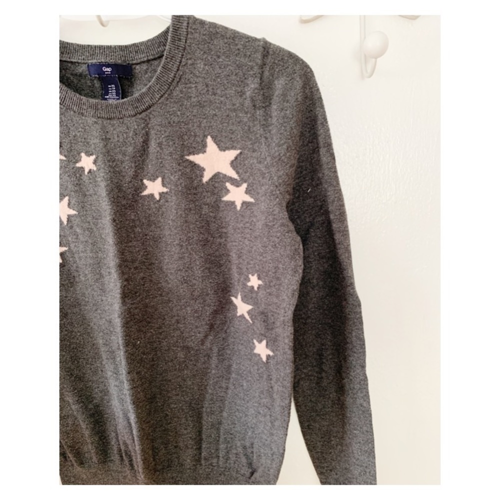 Gap Sweater